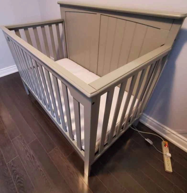 Graco Benton 4-in-1 Convertible Crib - photo 2