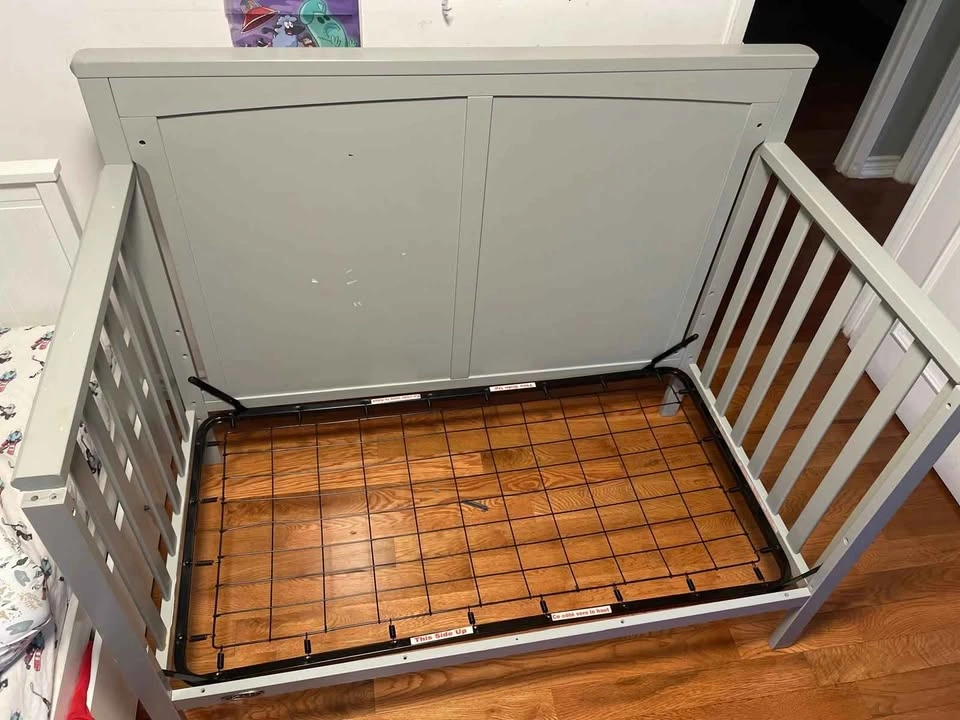 Graco Benton 4-in-1 Convertible Crib - photo 4