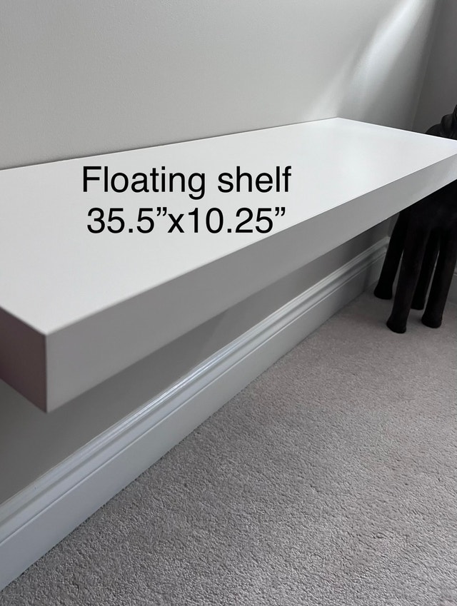 FLOATING SHELF