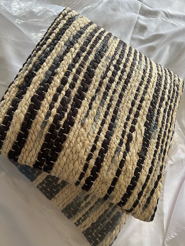 PILLOW X2 (wicker style)