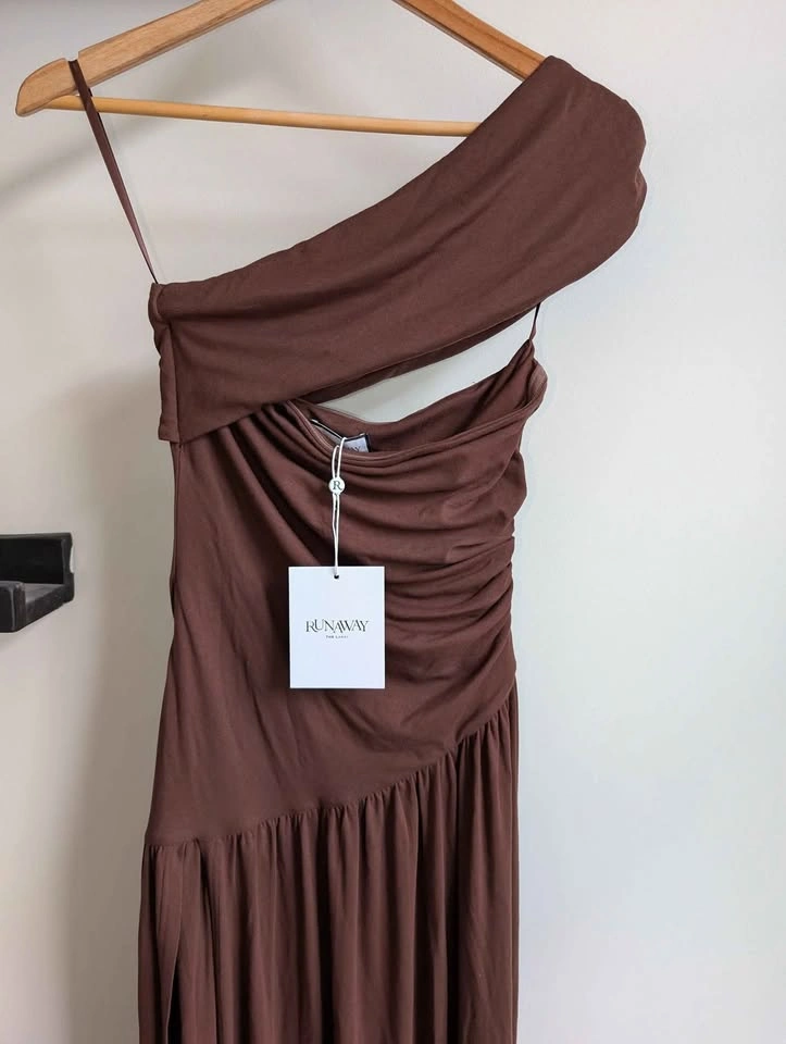 NWT 'Runaway The Label' Dress - photo 5