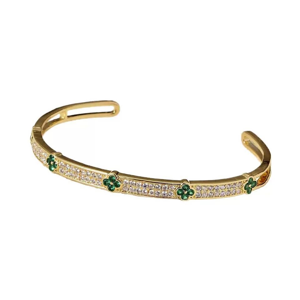 Emeralds gemstone bracelet