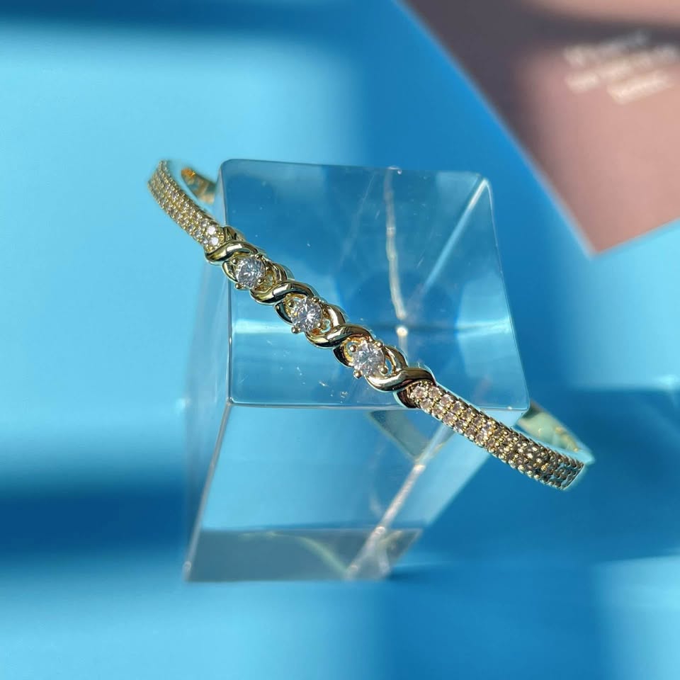 Women Elegant Bracelet - photo 2