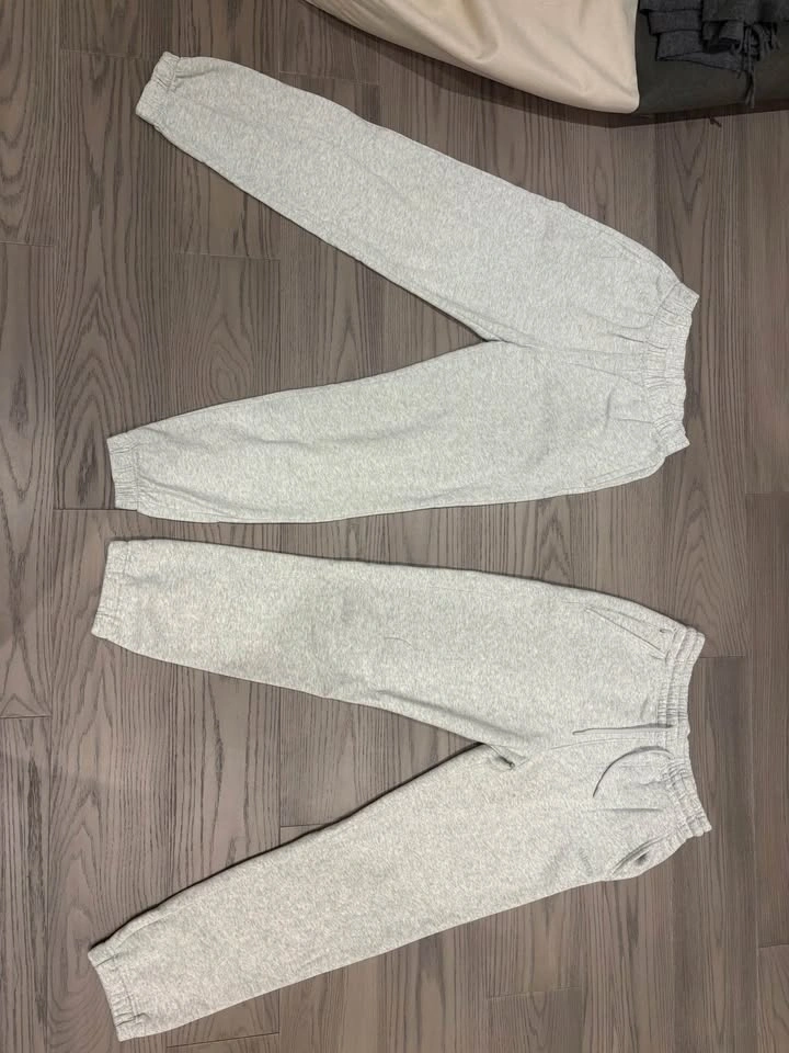 Set of Hollister Grey SweatPants - photo 2