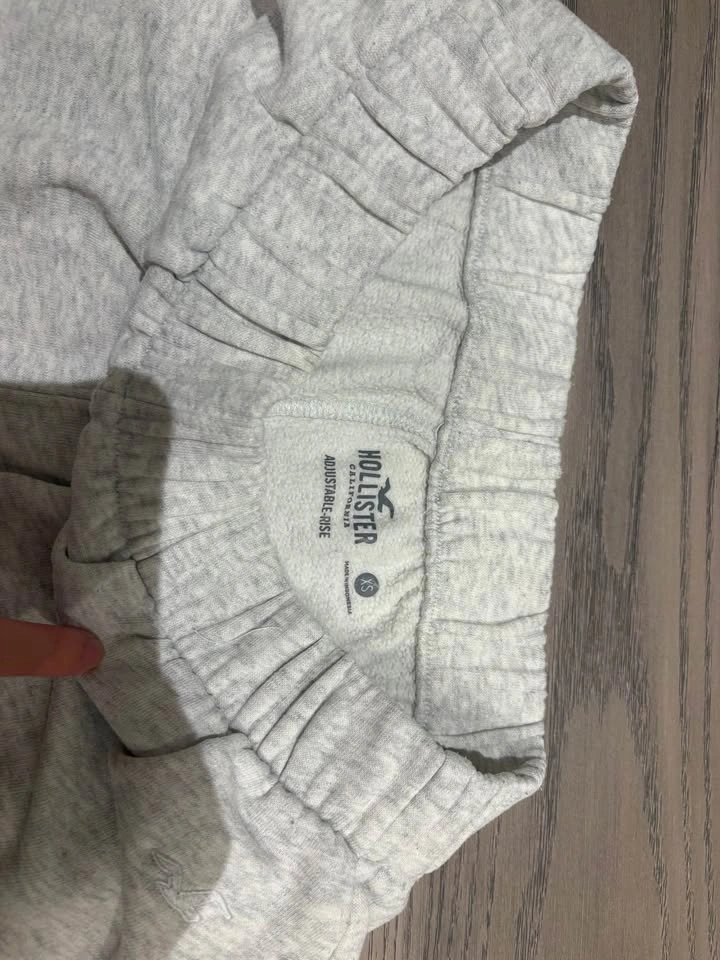Set of Hollister Grey SweatPants - photo 3