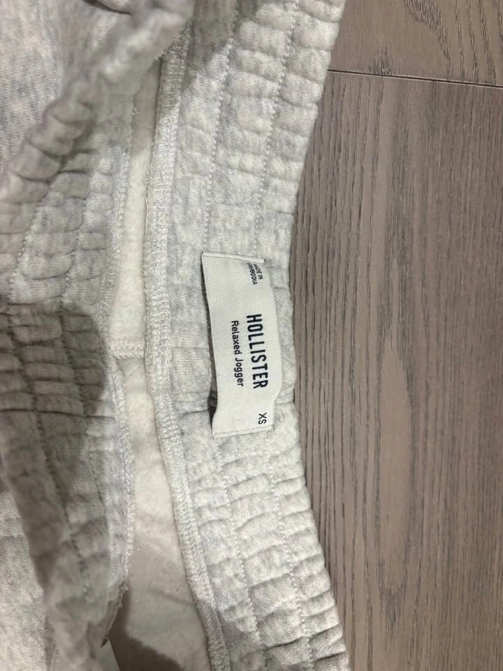 Set of Hollister Grey SweatPants - photo 4