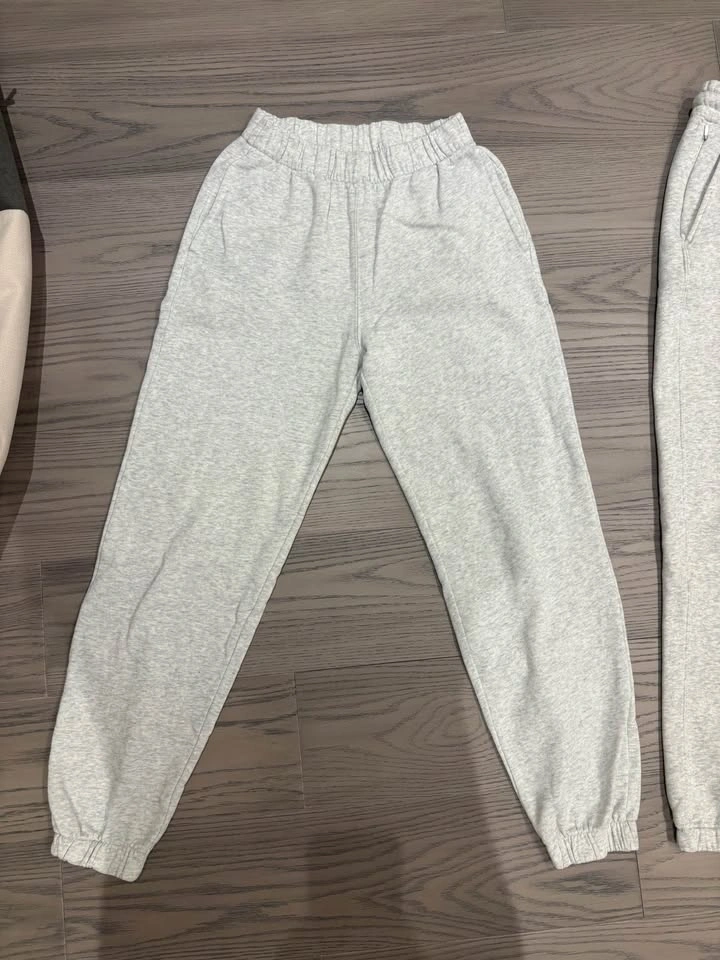 Set of Hollister Grey SweatPants - photo 5