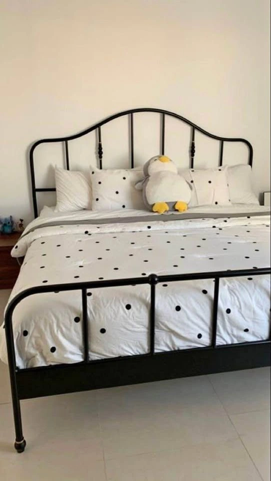 Bed frame