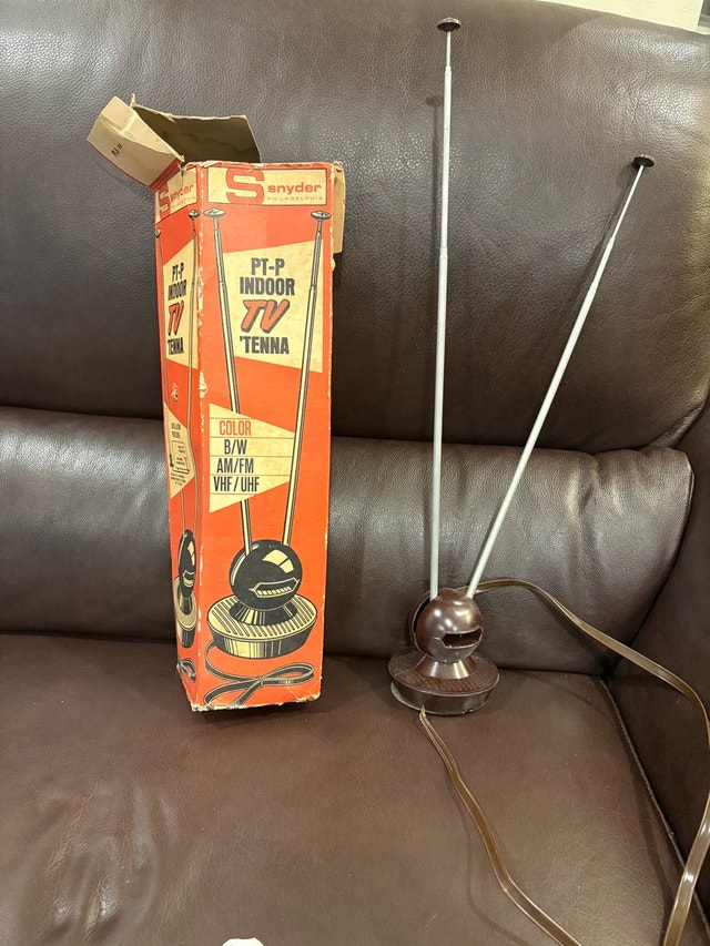 Vintage Snyder PT-P Indoor TV Antenna