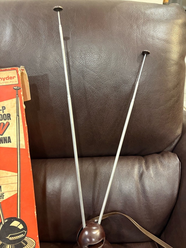 Vintage Snyder PT-P Indoor TV Antenna - photo 3