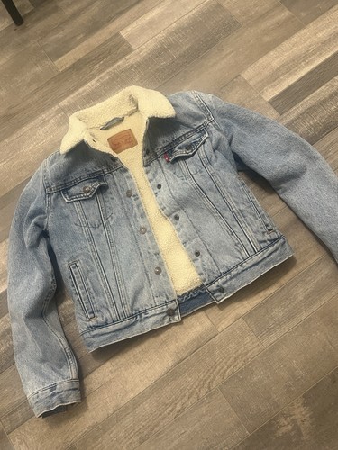 Levis Womens Light Blue Sherpa Lined Denim Jacket Small