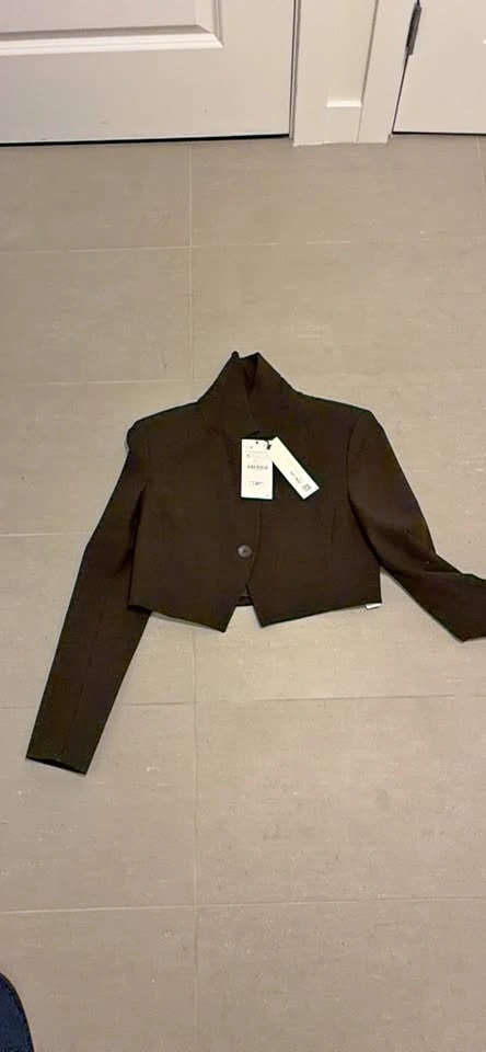 Zara Black Cropped Blazer New with Tags