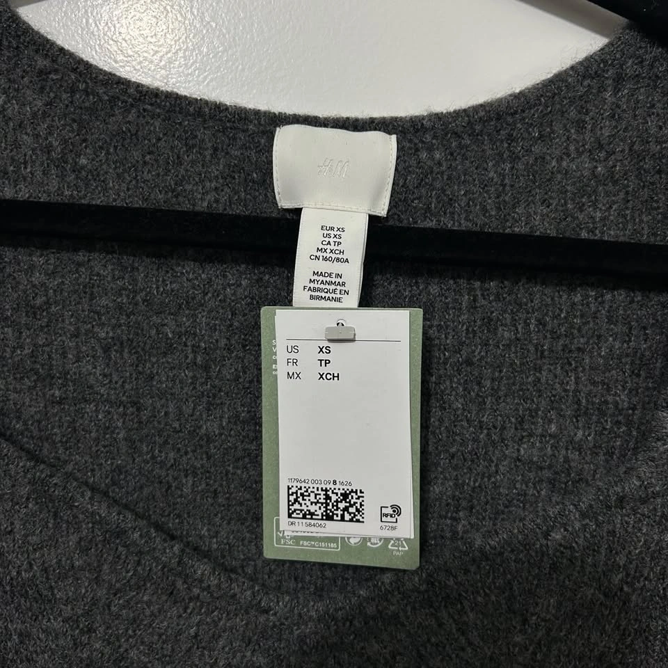 H&M Grey Knit Sweater Dress – Long Sleeve, Size XS - photo 3