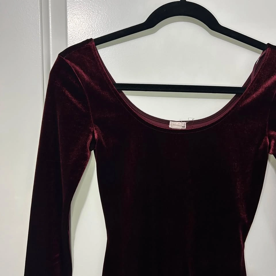 Garage Burgundy Velvet Bodycon Dress – Long Sleeve, Size XS - photo 3