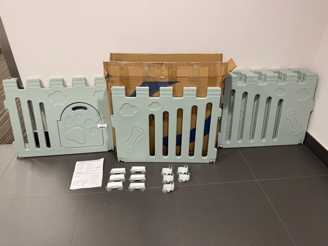 Brand New in the Box Dog Crate / Playpen with Door - photo 5