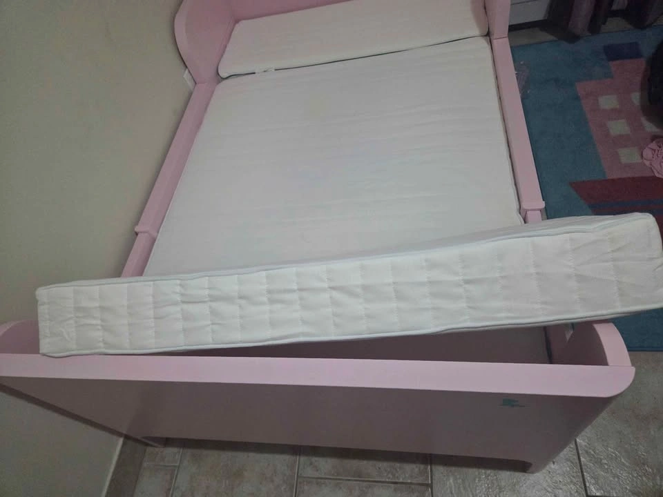 IKEA BUSUNGE Extendable Toddler Bed + Mattress - photo 4