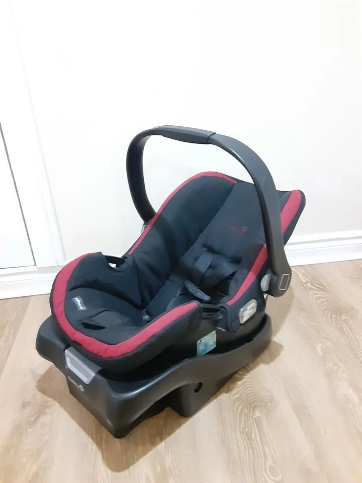 Infant Car Seat - Safety 1st Click Connect Red/Black - photo 3
