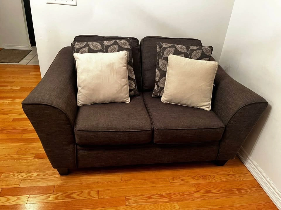 Dark brown LoveSeat (Brick) - photo 2