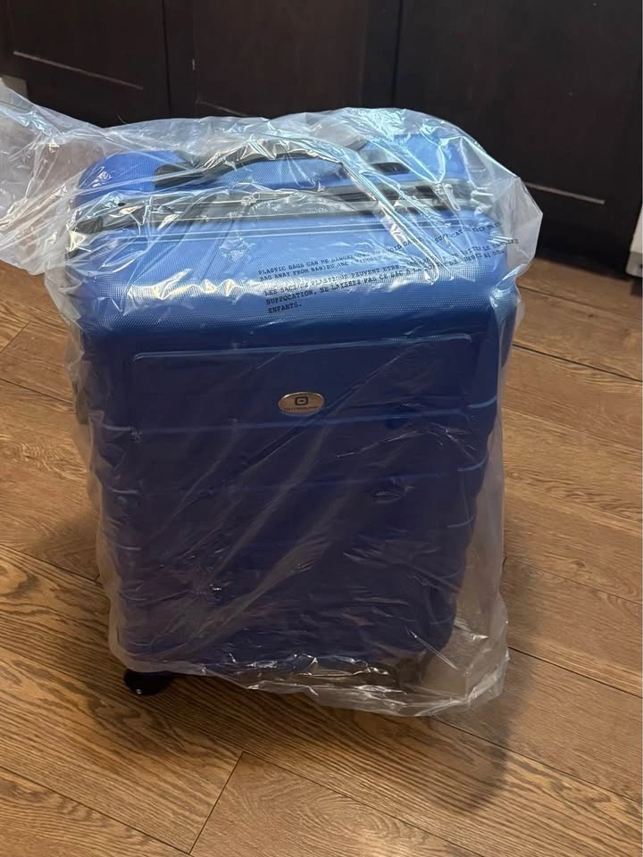 NEW hard-shell suitcases with 4 swivel wheels, 24” medium size - photo 2
