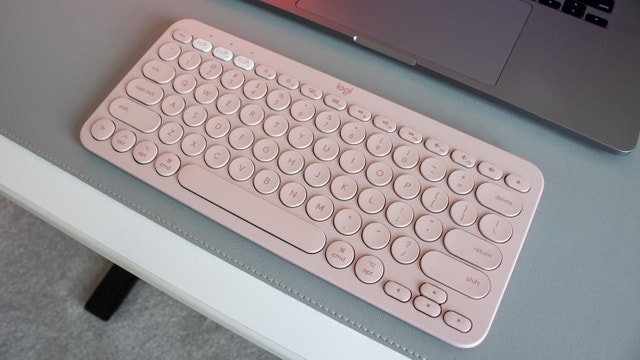 Logitech K380 Multi-Device Bluetooth Keyboard - Rose Pink