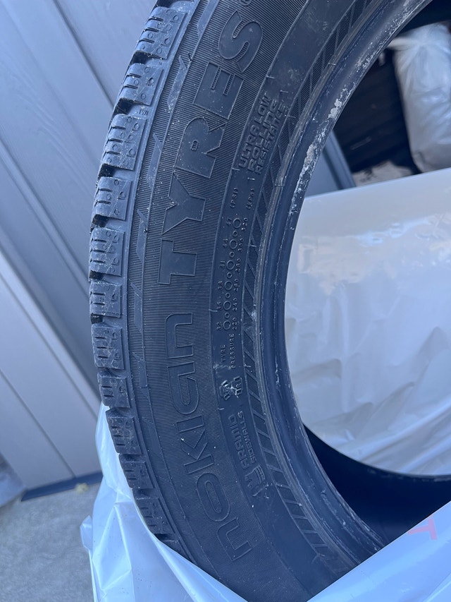 Nokian Hakkapeliitta R5 SUV Winter Tires – 235/65R18 - photo 3