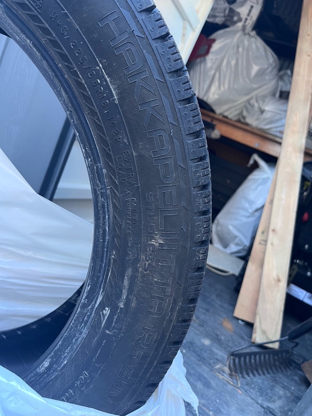 Nokian Hakkapeliitta R5 SUV Winter Tires – 235/65R18 - photo 5