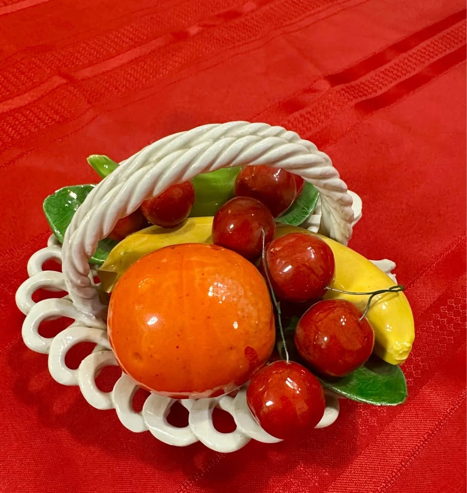 Vintage Italian Ceramic Fruit Basket - photo 3