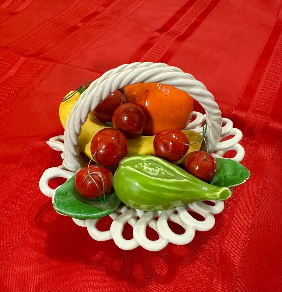 Vintage Italian Ceramic Fruit Basket - photo 5
