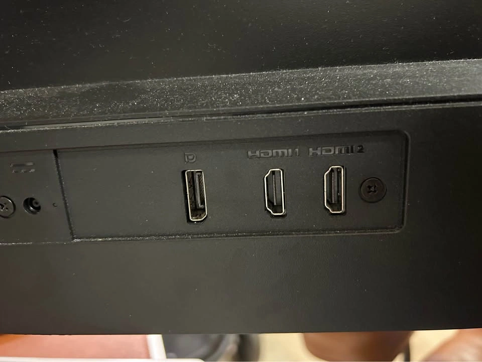 HP 27” QHD Monitor – Excellent Condition – Low Blue Light - photo 3