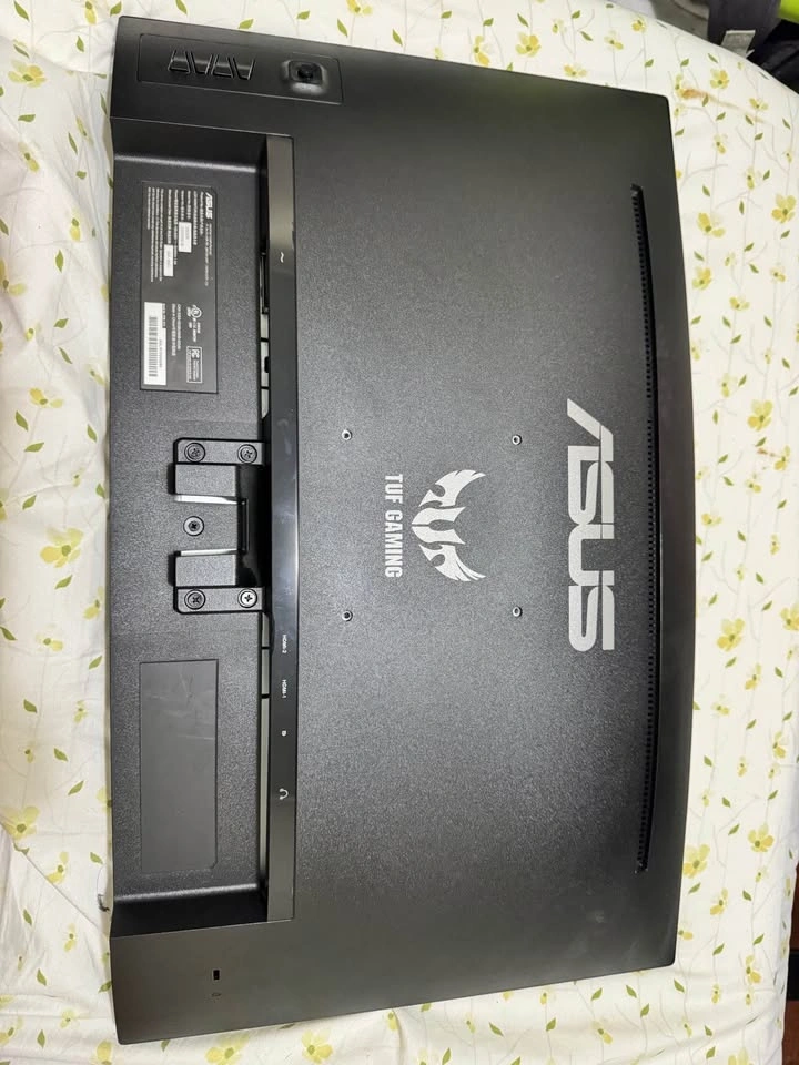 ASUS 27” Curved Gaming Monitor - photo 4