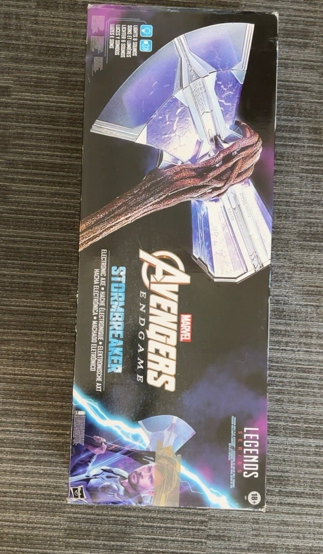Hasbro Marvel Legends Stormbreaker Electronic Axe - photo 2