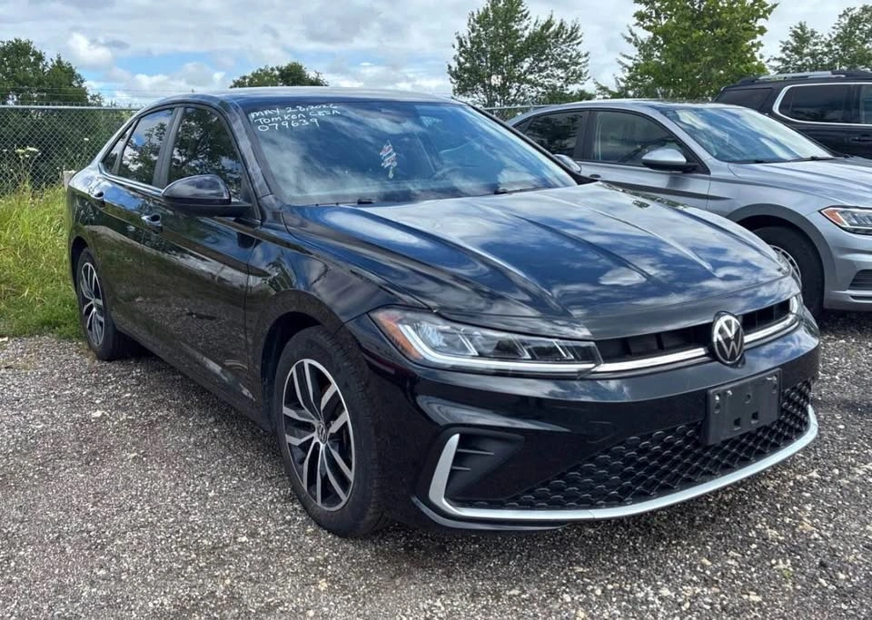 2025 Volkswagen Jetta - photo 4