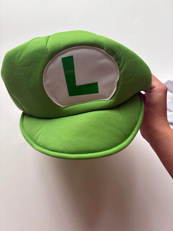 Luigi costume accessories - photo 5
