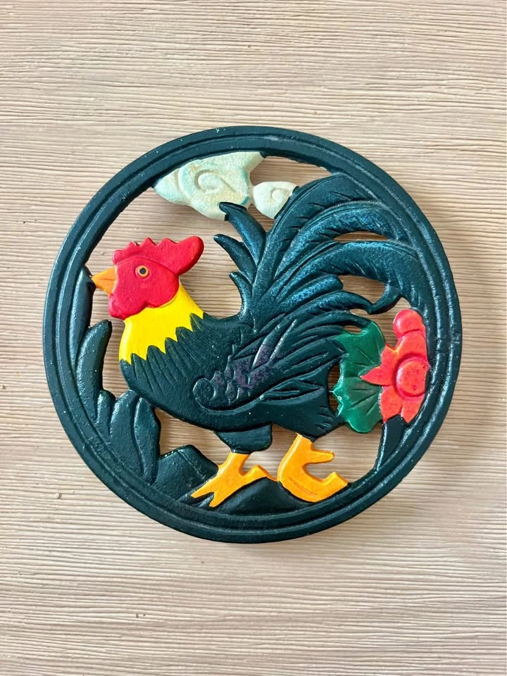 Vintage Cast Iron Rooster & Duck Trivets Set of 2 - photo 2
