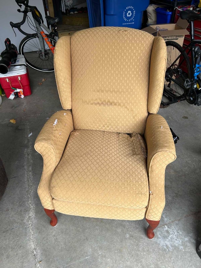 Recliner Chair