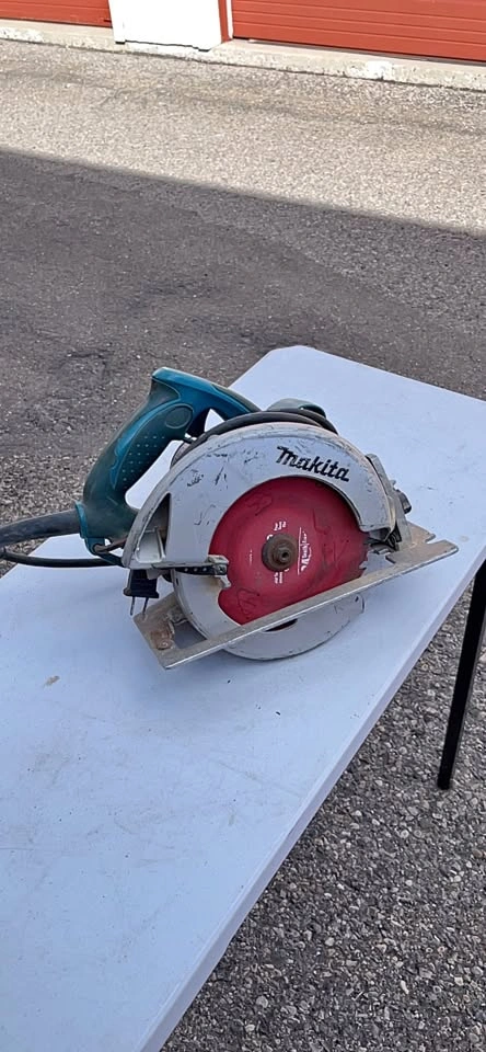 Makita Circular Saw 5007NF