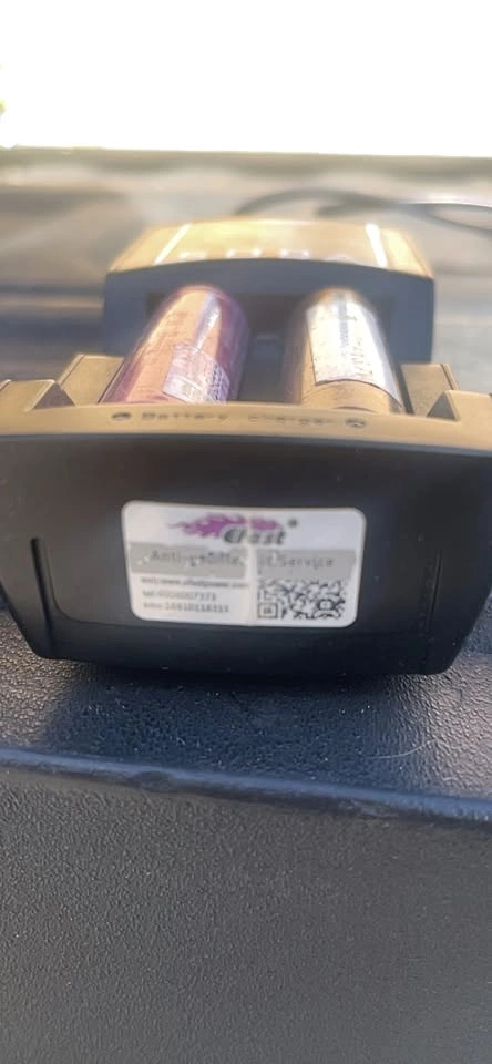 SODA 18650 Battery Charger with Batteries - photo 2