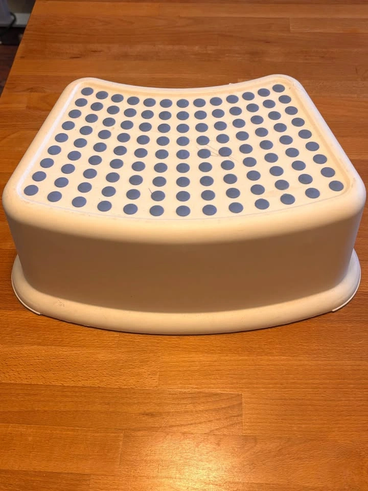 IKEA FÖRSIKTIG Children’s Step Stool - White / Blue - photo 2