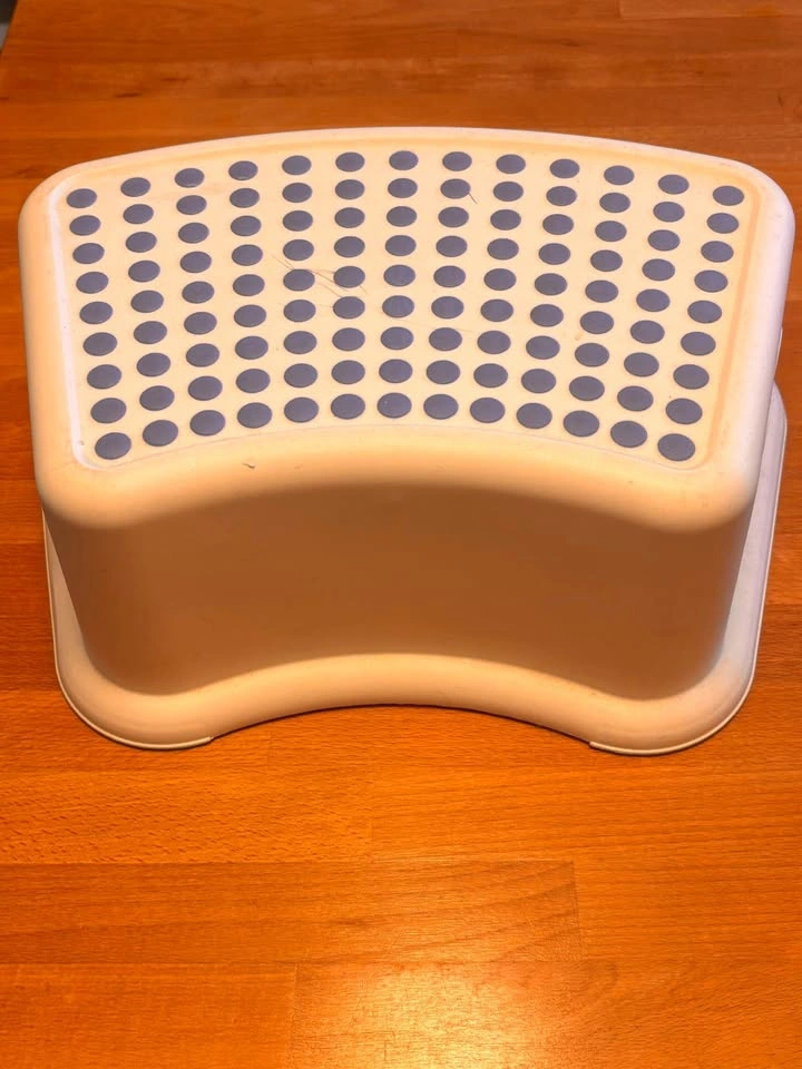 IKEA FÖRSIKTIG Children’s Step Stool - White / Blue - photo 3