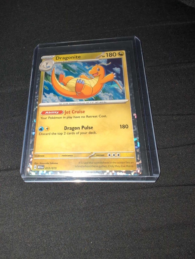 Pokémon Dragonite M24EN 012/015 Holo Card