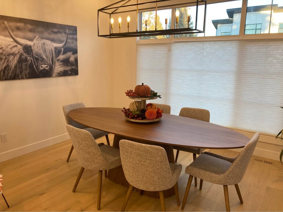 Sullivan Dining Table w/6 Chairs - photo 4