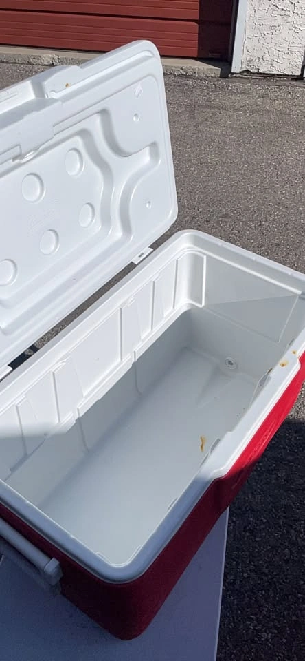 Coleman Red White Cooler - photo 2