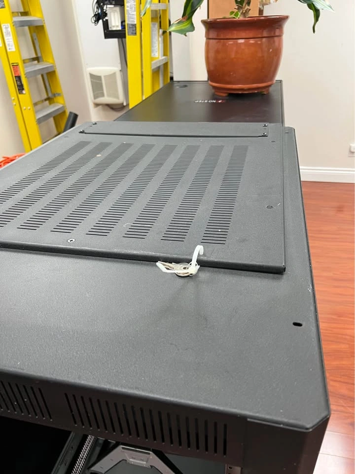 Durable black steel Middle Atlantic Server Server Rack Cabinet - photo 5