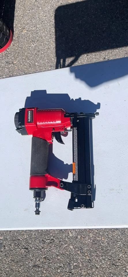 New Red and Black Husky Nail Gun - photo 2