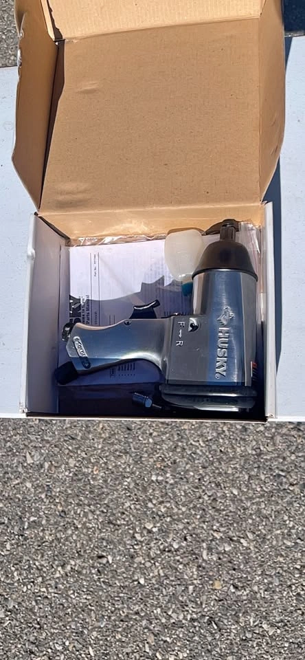 Husky 1/2" Impact Wrench