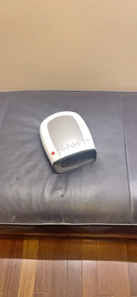 Breo Hand Massager