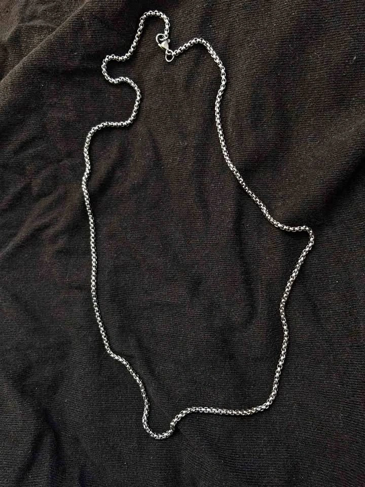 chain for sale - 22 inches