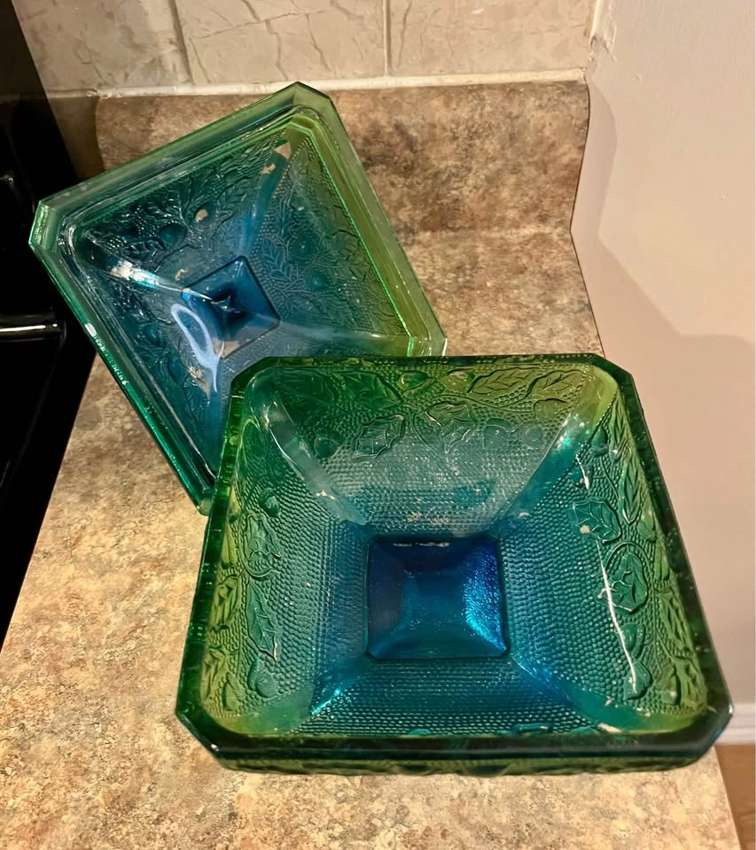 Vintage Jeannette Glass Blue Green Ombre Acorn Covered Candy Dis - photo 3