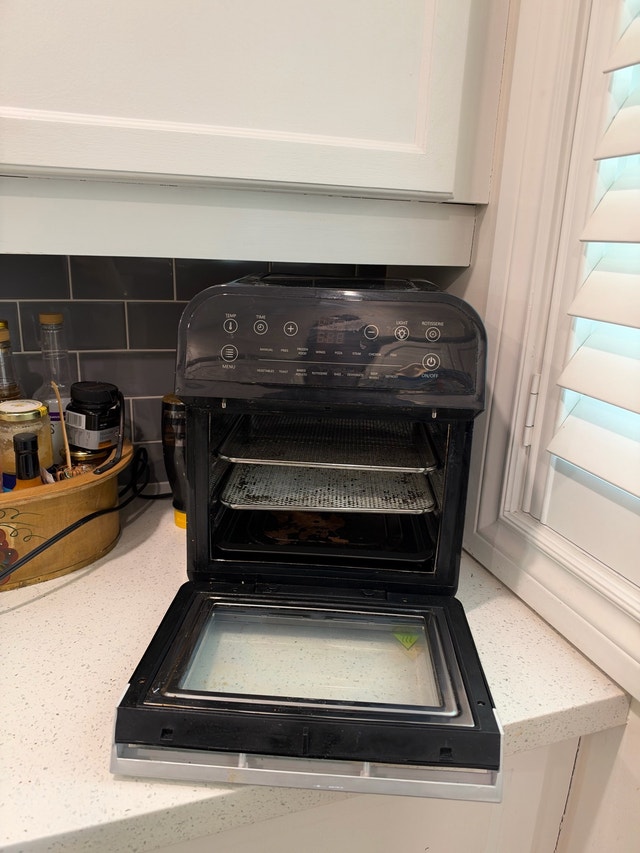 GoWISE USA Air Fryer Oven - photo 2