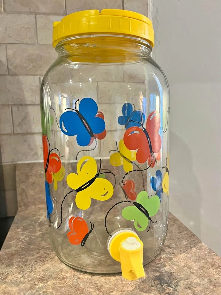 Vintage 1 Gallon Butterfly Glass Sun Tea Beverage Dispenser